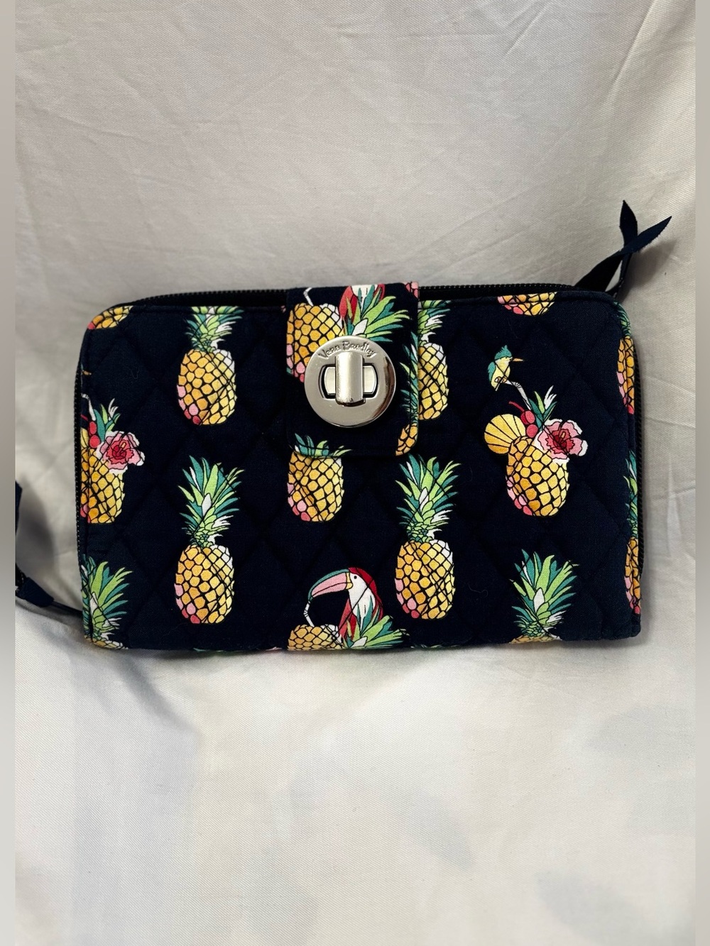 Vera Bradley Quilted Cotton Turnlock Wallet Navy Pineapple Toucan Print